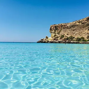 home-lampedusa.sicilyhotelsitaly.net/