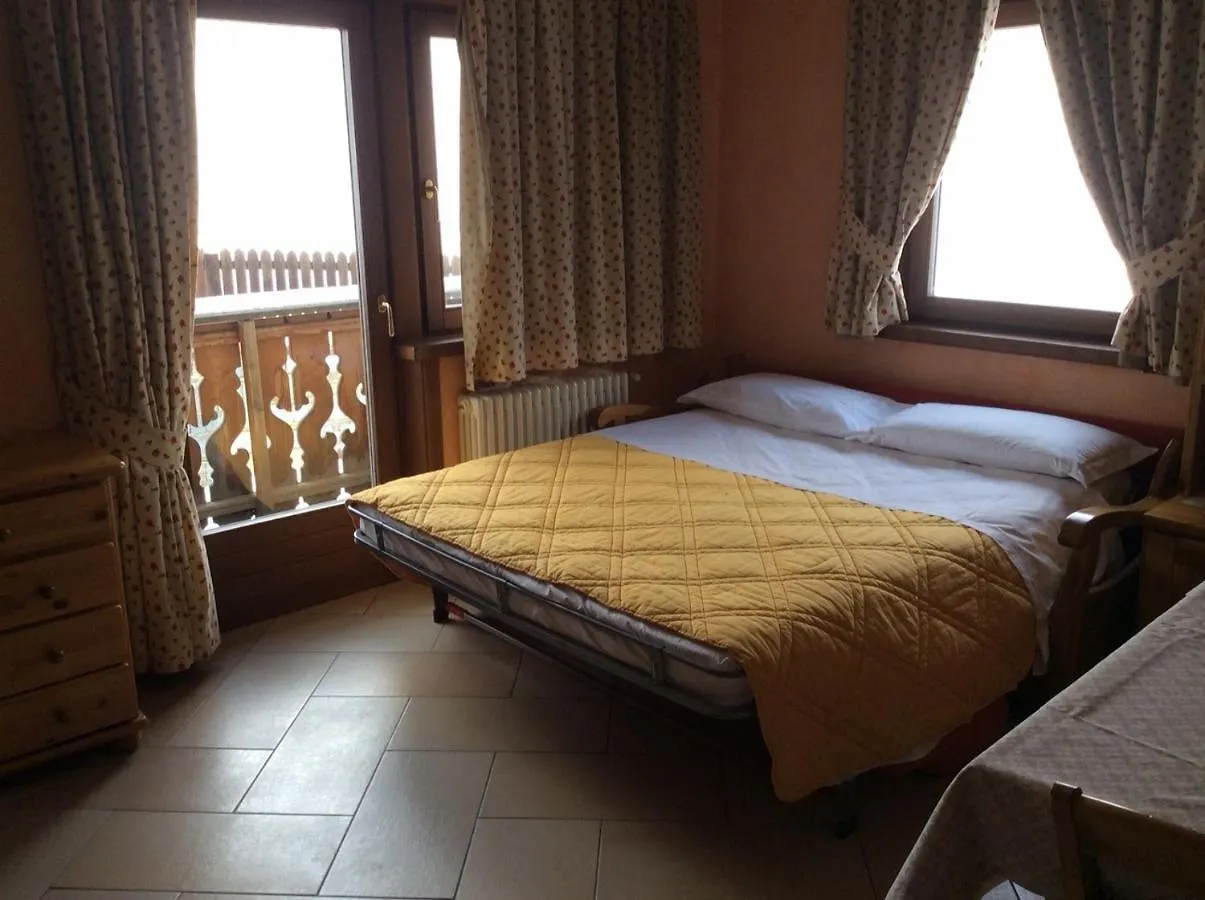 Livigno Chalets 0*,
