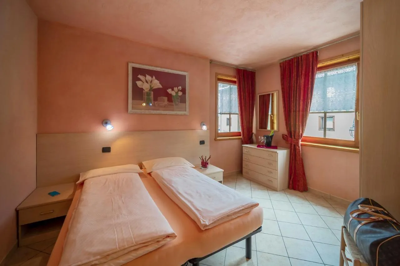 Livigno Chalets Италия